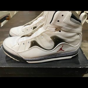 Jordan Flight TR-97 White Cement (Size10)